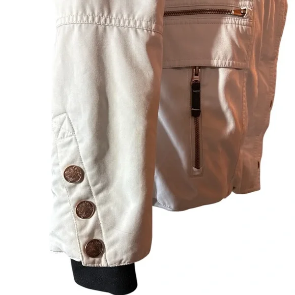 OBERMEYER Women's (sz 6) White Leighton Ski Jacket - Picture 6 of 9